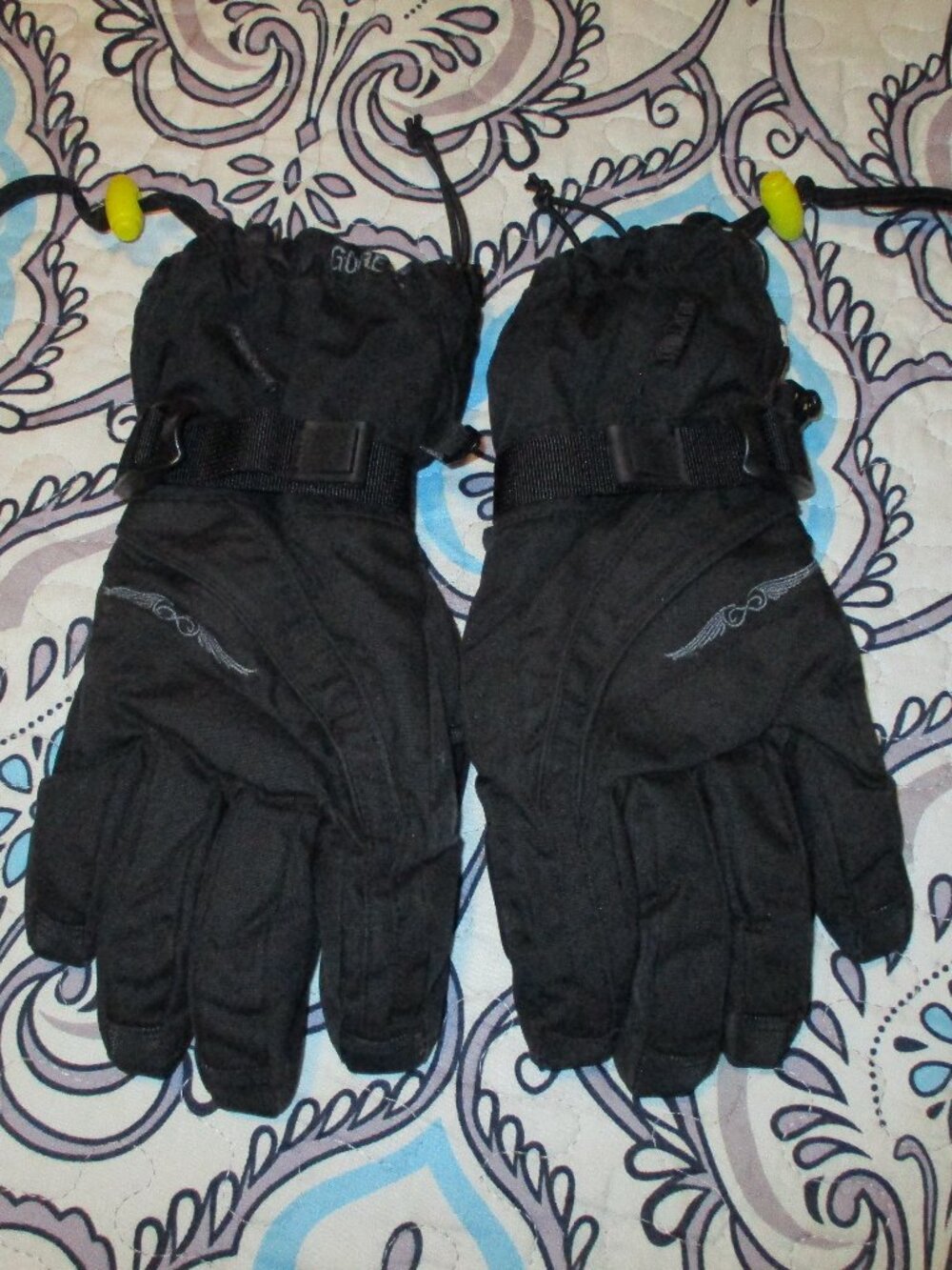 Burton GORE-TEX Gloves Ski Snowboard Black Size Small flower design